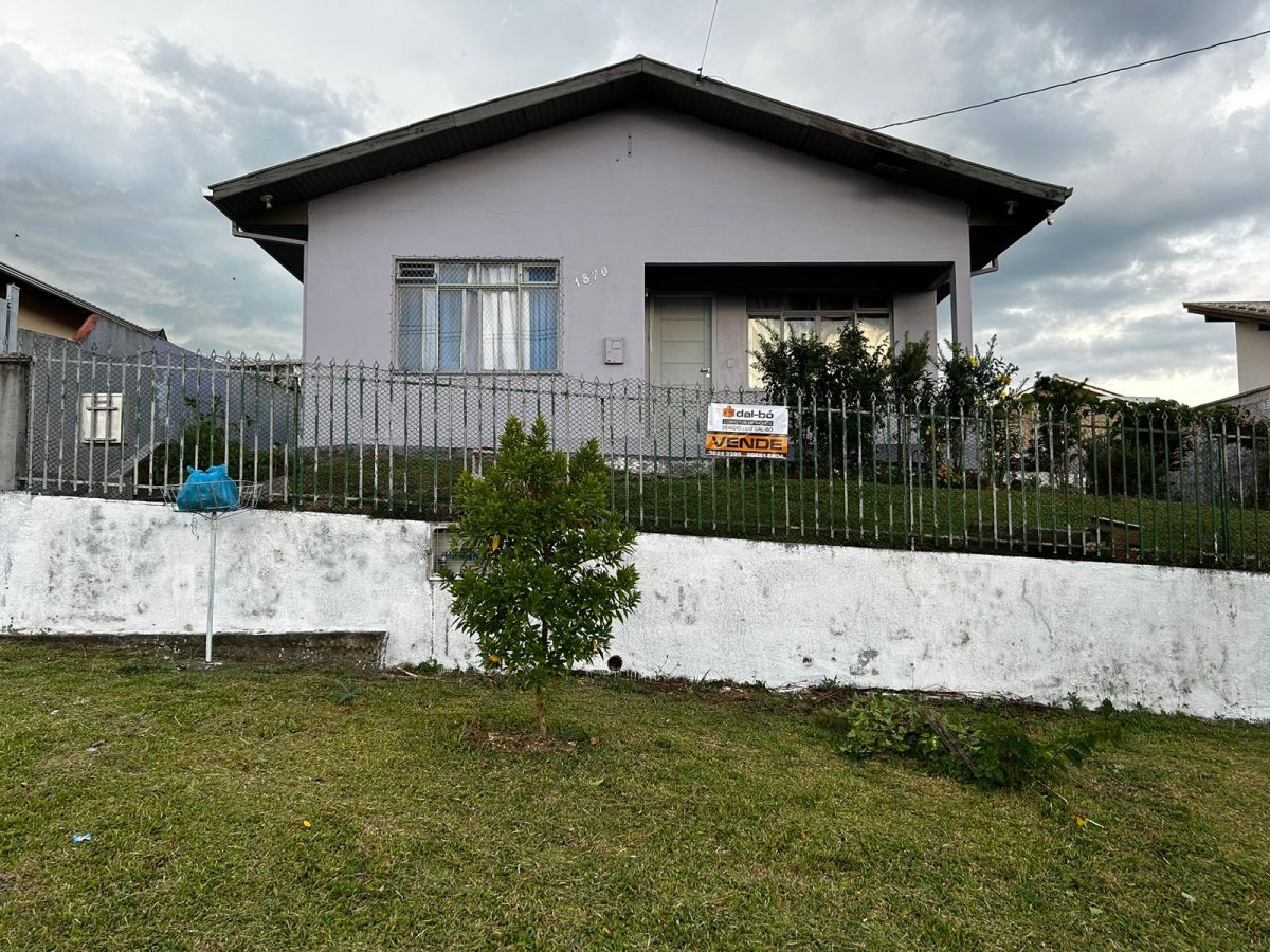 imóvel Casa em Alvenaria com 200 m2 Terreno 550 m2 - Rua Paula Pereira 1870 - Alto das Palmeiras