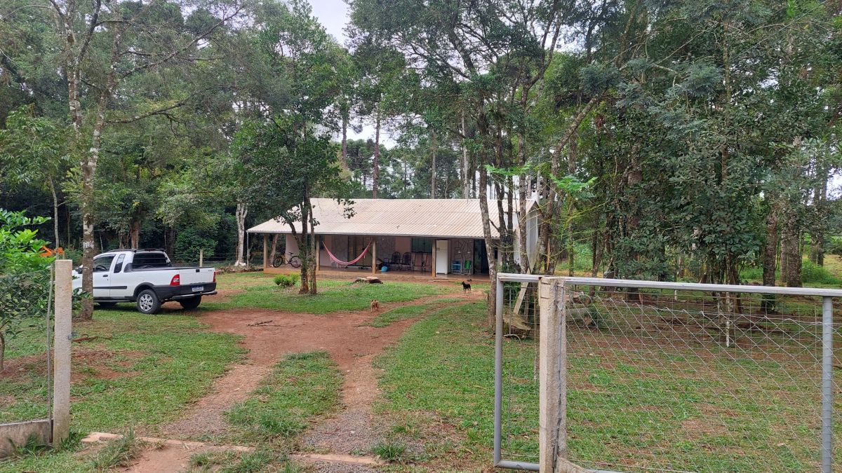 Imagem do Sítio com 5.000 m2 casa em Alvenaria Nova com 160 m2 - Divisa - São Mateus do Sul Pr