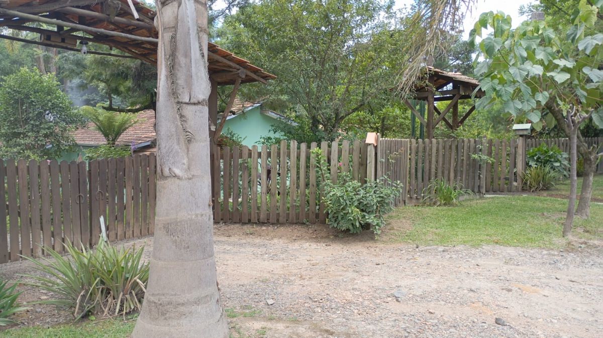 imóvel A VENDA - Lote com 5.000 m2 e Casa com 120 m2 -Bairro Boa Vista.